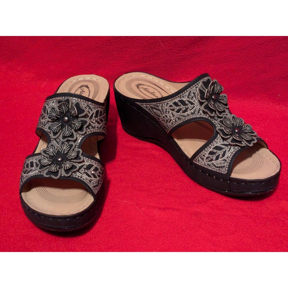 Atalina Women's Shoes Sz 7.5 Black Silver Beaded Leather Wedge Heel Sandals 38